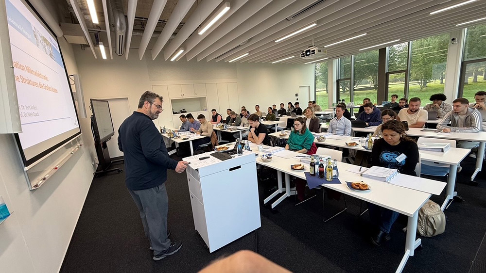 Mikroelektronik-Technologieseminar 2025 – Erfolgreiche Weiterbildung bei IMS CHIPS