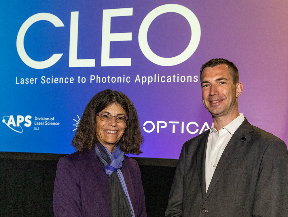 Prof. Dr. Niels Quack auf der CLEO 2026 – Wissenschaftliches Engagement und Fellow-Ehrung