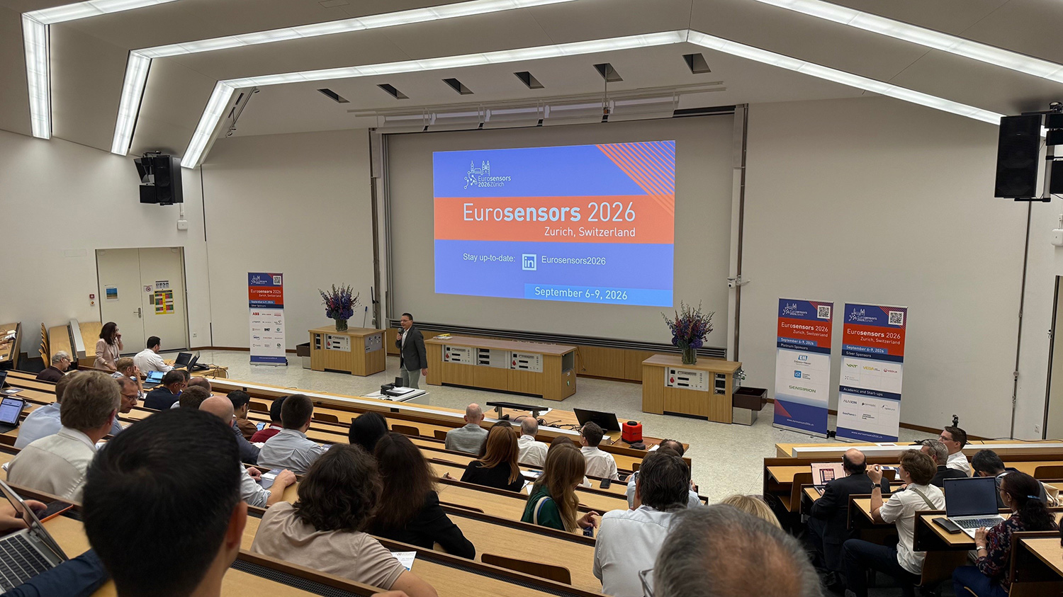 IMS CHIPS auf der Eurosensors 2026: Optische Sensorik und skalierbare Photonik