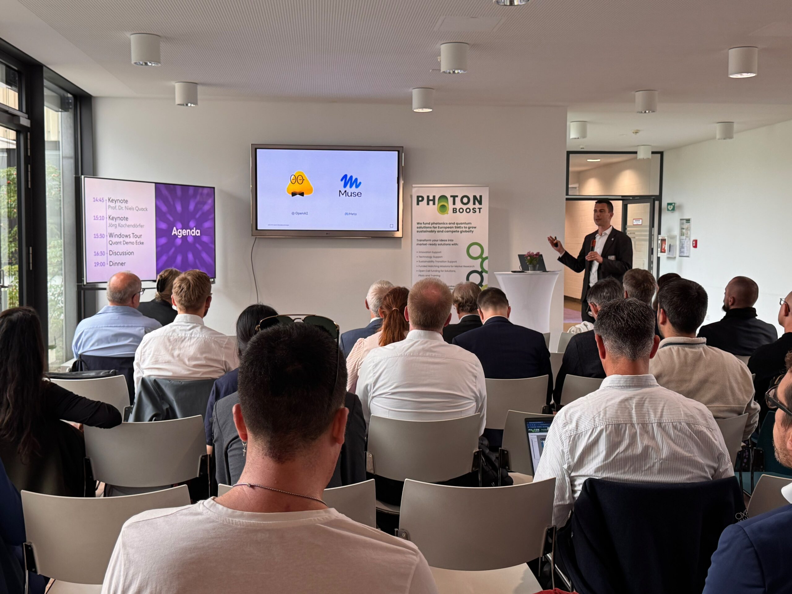 From connections. To quantum innovation. – PhotonQBoost Matchmaking am IMS CHIPS